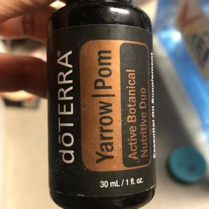 Yarrow Pom used